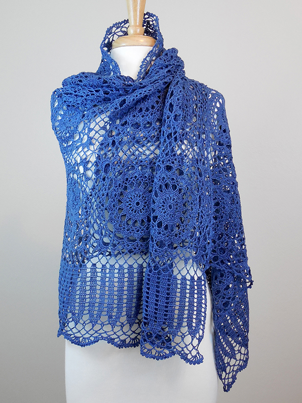 Elegant Motif Shawl